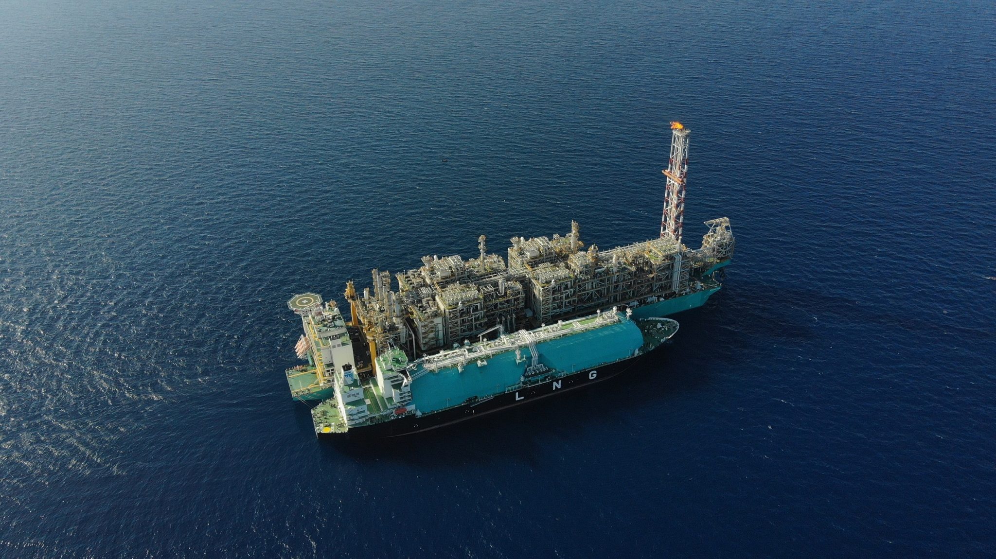 PETRONAS Becomes World’s First To Produce LNG From Two Floating ...